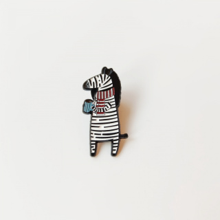 Przypinka - Zebra z kawą